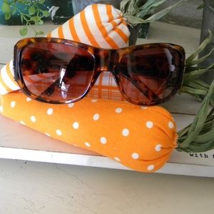 Foster Grant Tortoise  Sunglasses